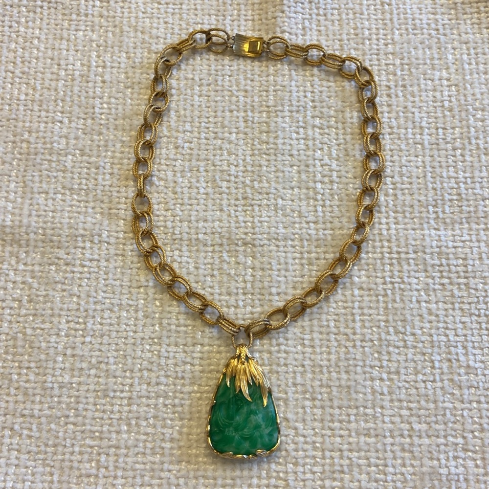Vintage Castlecliff Necklace, Jadeite Green,, Vintage 1950s to 1960s Necklace